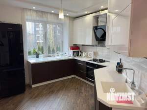 3-к квартира, вторичка, 125м2, 1/10 этаж