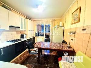 2-к квартира, вторичка, 67м2, 1/10 этаж