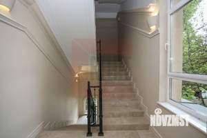 2-к квартира, вторичка, 113м2, 1/4 этаж