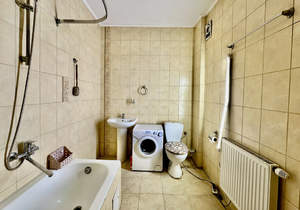 3-к квартира, вторичка, 102м2, 2/4 этаж