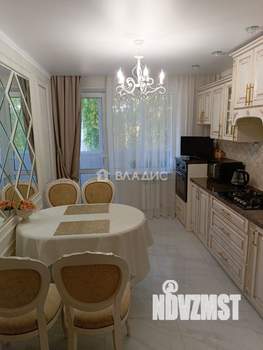 3-к квартира, вторичка, 106м2, 2/5 этаж