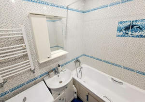 1-к квартира, вторичка, 42м2, 4/4 этаж