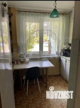 3-к квартира, вторичка, 64м2, 1/9 этаж