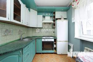 3-к квартира, вторичка, 60м2, 1/4 этаж