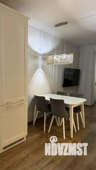 2-к квартира, вторичка, 63м2, 1/10 этаж