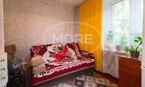 4-к квартира, вторичка, 62м2, 1/9 этаж