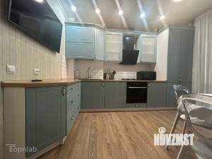 2-к квартира, вторичка, 64м2, 1/9 этаж