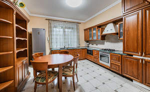 5-к квартира, вторичка, 278м2, 3/3 этаж