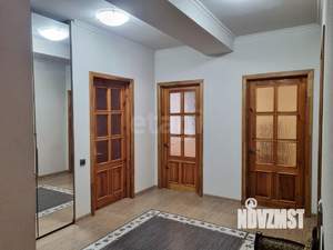 4-к квартира, вторичка, 102м2, 1/5 этаж