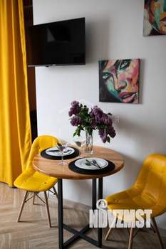 2-к квартира, вторичка, 38м2, 1/9 этаж