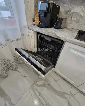 3-к квартира, вторичка, 88м2, 1/4 этаж