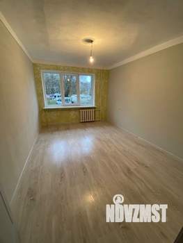 2-к квартира, вторичка, 45м2, 1/4 этаж