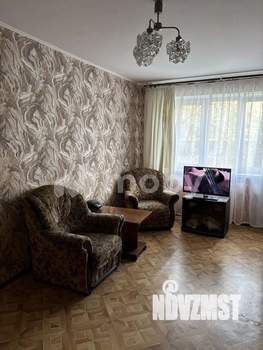 3-к квартира, вторичка, 58м2, 1/1 этаж