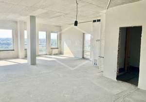 3-к квартира, вторичка, 154м2, 3/10 этаж
