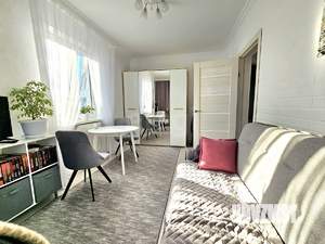 2-к квартира, вторичка, 42м2, 2/3 этаж