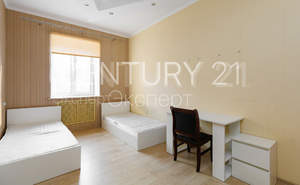 4-к квартира, вторичка, 101м2, 2/3 этаж