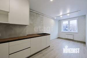 2-к квартира, вторичка, 54м2, 1/9 этаж