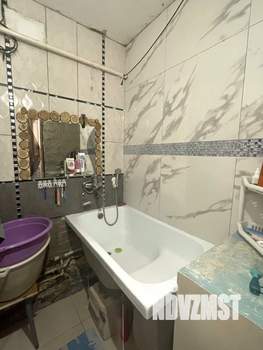 4-к квартира, вторичка, 65м2, 2/5 этаж