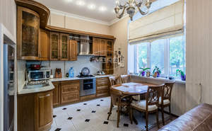 5-к квартира, вторичка, 193м2, 3/3 этаж