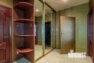 2-к квартира, вторичка, 60м2, 9/9 этаж