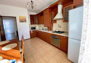 2-к квартира, вторичка, 64м2, 2/3 этаж