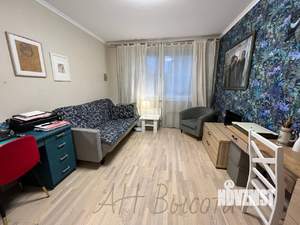 2-к квартира, вторичка, 62м2, 1/3 этаж