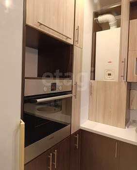 1-к квартира, вторичка, 42м2, 9/9 этаж