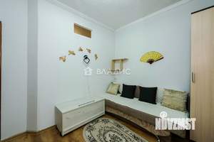 2-к квартира, вторичка, 38м2, 1/4 этаж