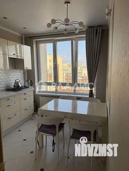 2-к квартира, вторичка, 63м2, 7/8 этаж