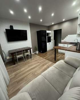 2-к квартира, вторичка, 63м2, 4/10 этаж