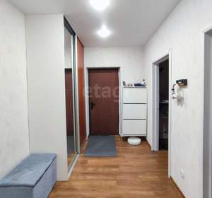 2-к квартира, вторичка, 63м2, 8/9 этаж