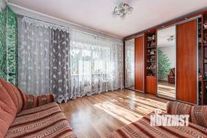 5-к квартира, вторичка, 105м2, 4/4 этаж