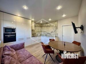 2-к квартира, вторичка, 80м2, 7/7 этаж