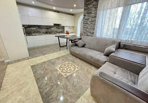 2-к квартира, вторичка, 74м2, 4/4 этаж