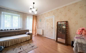 4-к квартира, вторичка, 87м2, 2/2 этаж