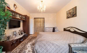 1-к квартира, вторичка, 42м2, 5/5 этаж