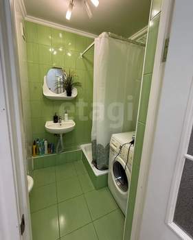 1-к квартира, вторичка, 42м2, 1/9 этаж