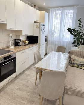 2-к квартира, вторичка, 59м2, 12/16 этаж