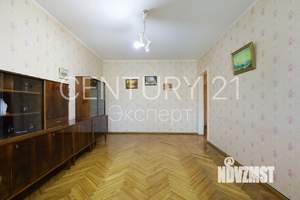 2-к квартира, вторичка, 61м2, 4/5 этаж