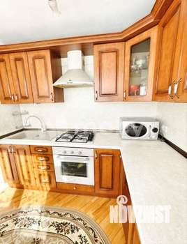 2-к квартира, вторичка, 76м2, 1/5 этаж