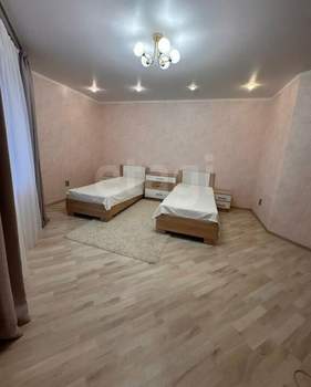 2-к квартира, вторичка, 63м2, 1/2 этаж