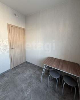 1-к квартира, вторичка, 35м2, 1/4 этаж