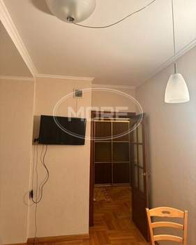 2-к квартира, вторичка, 70м2, 4/10 этаж