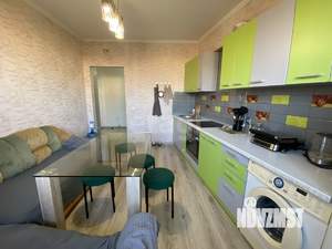 2-к квартира, вторичка, 70м2, 7/16 этаж