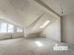 3-к квартира, вторичка, 240м2, 4/5 этаж