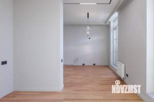 2-к квартира, вторичка, 106м2, 7/8 этаж