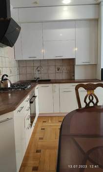 2-к квартира, вторичка, 54м2, 1/5 этаж