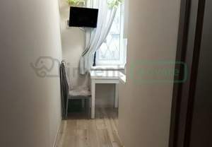 2-к квартира, вторичка, 42м2, 1/5 этаж