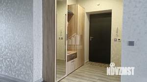 2-к квартира, вторичка, 57м2, 1/10 этаж