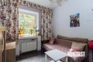 2-к квартира, вторичка, 57м2, 1/3 этаж